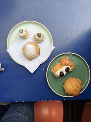 Table   at Vegan Art in Naples