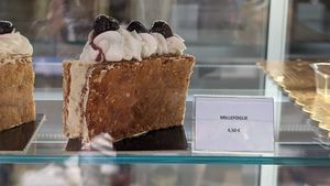  at Vegan Art in Naples