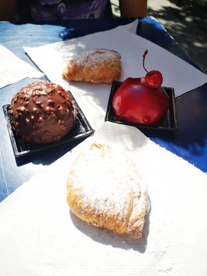  at Vegan Art in Naples