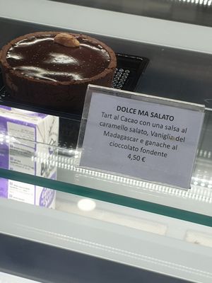  at Vegan Art in Naples