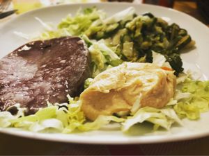 Seitan, Zucchini salad, hummus at Vegan Art in Naples