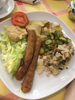 Sbuccia e Bevi  at Vegan Art in Naples