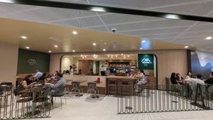 Shopfront at 蔬升 Ascend Vegetarian (18 Cross) in Singapore