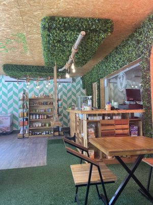 Muy bonita la sucursal Diamante at Verde Vegan in Acapulco