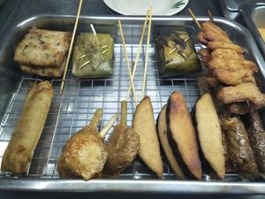 Fried foods at Oasis Vegetaurant in Chiang Rai
