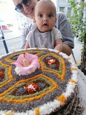 #cake #vegancake #vegandessert #veganfood #with #vanilla #peach #cocoa #homemade #mandalacake #kadıköy #istanbul #anatolianside #rasimpaşa #yeldeğşrmeni at Mahatma Cafe in Istanbul