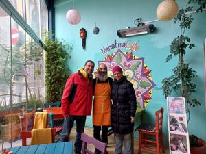 Con Sait 🥰 at Mahatma Cafe in Istanbul