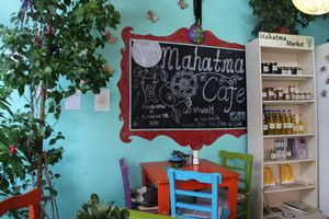 Inside, with kedi. at Mahatma Cafe in Istanbul