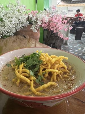 Khao soi  #Veganuary at Tamachat in Chiang Rai