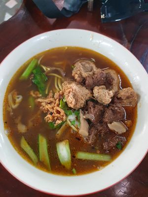 Noodle soup with mushrooms at Tamachat in Chiang Rai