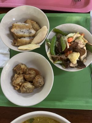 Buffet items   at Tamachat in Chiang Rai