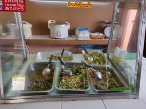 Buffet at Porwin Vegetarian in Chiang Rai