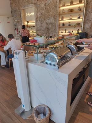  at Hibiscus in Braga