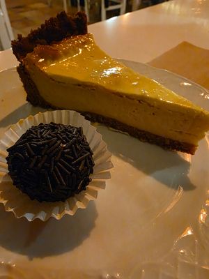 Brigadeiro and lemon tarte at Hibiscus in Braga