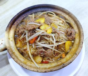 Vegetarian Satay Beef with Enoki Mushroom in Clay Pot 沙嗲金菇素牛煲 👍👍 at Healthy Veggie 健康齋廚 in Kowloon