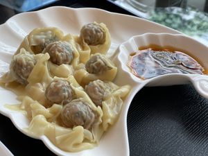 Wontons with chili oil!  #Veganuary at Tishifang 滴水坊 - Kowloon Bay in Kowloon