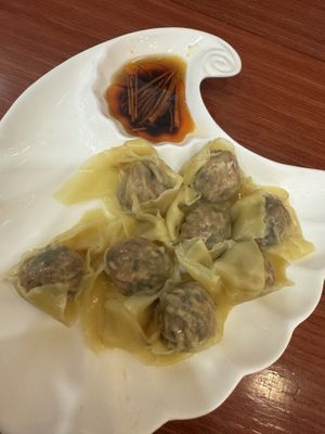Dumplings in chili oill  at Tishifang 滴水坊 - Kowloon Bay in Kowloon