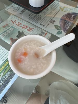 Congee  at Tishifang 滴水坊 - Kowloon Bay in Kowloon