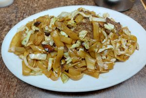 Stir-Fried Rice Noodle with Vegetarian Beef 干炒素牛河 at Home's Kitchen - 素食·家" in New Territories