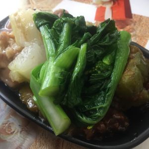 Lunch: veggie, yam, bittermelon and winter melon at Ka Ka Lok Fast Food Shop in New Territories