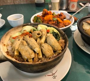 clay pot rice with black bean sauce  at Miu Fat Chai - Tuen Mun in New Territories