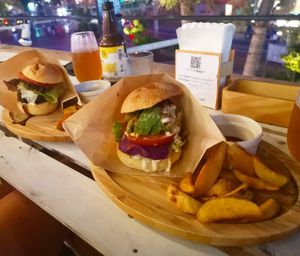 Sweet potato and avocado burger and teriyaki burger at Tami's in Chatan