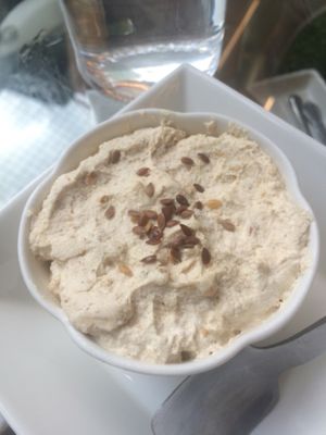 Peanut ice cream at Mianto 艾果豐 in Taipei