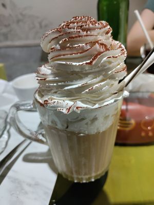 Lots of cream on that coffee! at Mianto 艾果豐 in Taipei