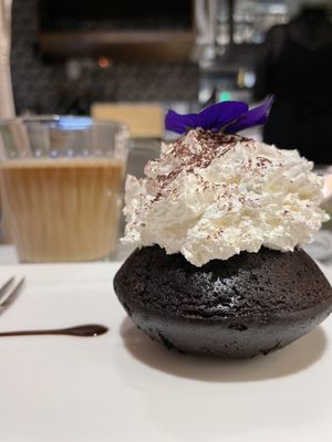 Chocolate cake #Veganuary at Mianto 艾果豐 in Taipei