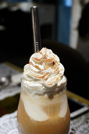 Floating Mountain at Mianto 艾果豐 in Taipei