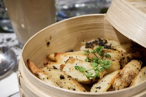 Truffle fries at Mianto 艾果豐 in Taipei