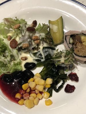 salad  at GuǒRán Huì 果然匯 - fruitfulfood in Taipei