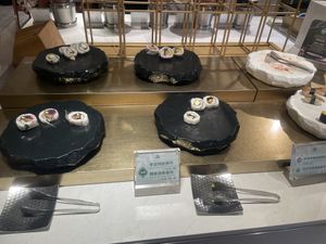 Vegan sushi options   at GuǒRán Huì 果然匯 - fruitfulfood in Taipei