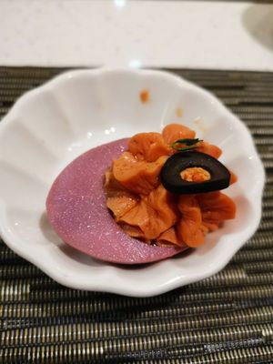 Section italian - flower egg at GuǒRán Huì 果然匯 - fruitfulfood in Taipei