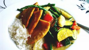 Tasty Vegan Thai Curry at Cafe 68 in York