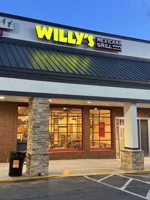 Exteriorr  at Willy's Mexicana Grill in Atlanta