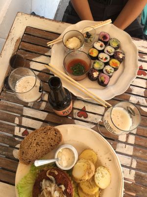 Sushi and burguer at Baobab in Fuerteventura