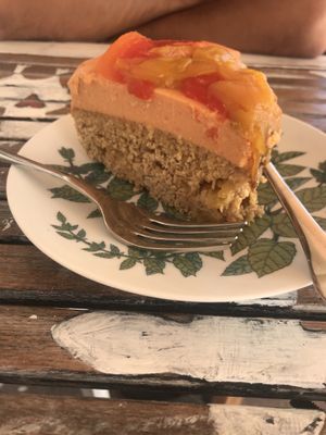 Tarta de coco, piña y papaya at Baobab in Fuerteventura