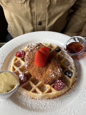 Delicious! Chicken & waffle #Veganuary at The Wayward Vegan in Seattle