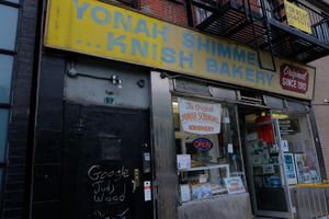 Exterior at Yonah Schimmel's Knish Bakery in New York City