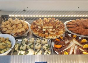 veg buffet at La Verriere in Paris