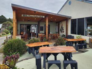 Outdoor seating covered  and uncovered at REAL Pizza Pasta Salads in Port Campbell