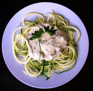 raw zucchini-spaghetti with cashew'cheese'cream at Cantina Vegana in Mallorca