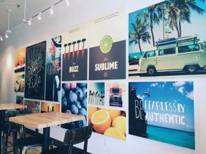 decor at Nekter Juice Bar in Irvine