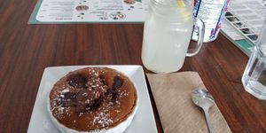 Gros biscuit at Happy Cat Cafe - Chat l'heureux in Montreal