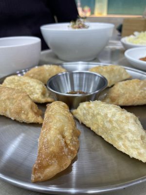 Mandu 5k and amazing   at Jogyesa Kitchen - 조계사 승소 in Seoul