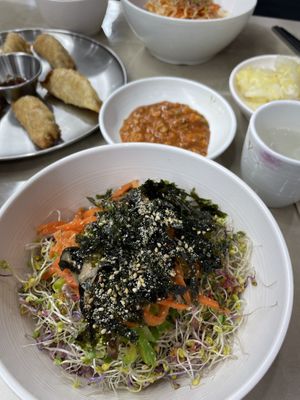  at Jogyesa Kitchen - 조계사 승소 in Seoul