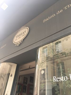 storefront  at Theias in Avignon