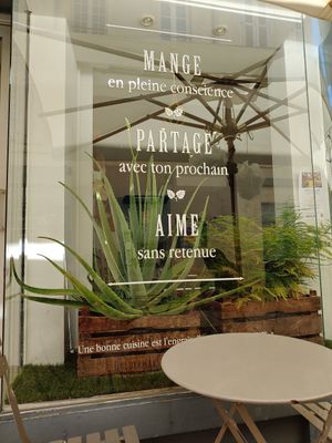 One of the windows from exterior at Theias in Avignon