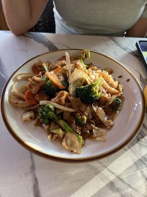 Vegan drunken noodles  at Sugar and Spice in Cambridge